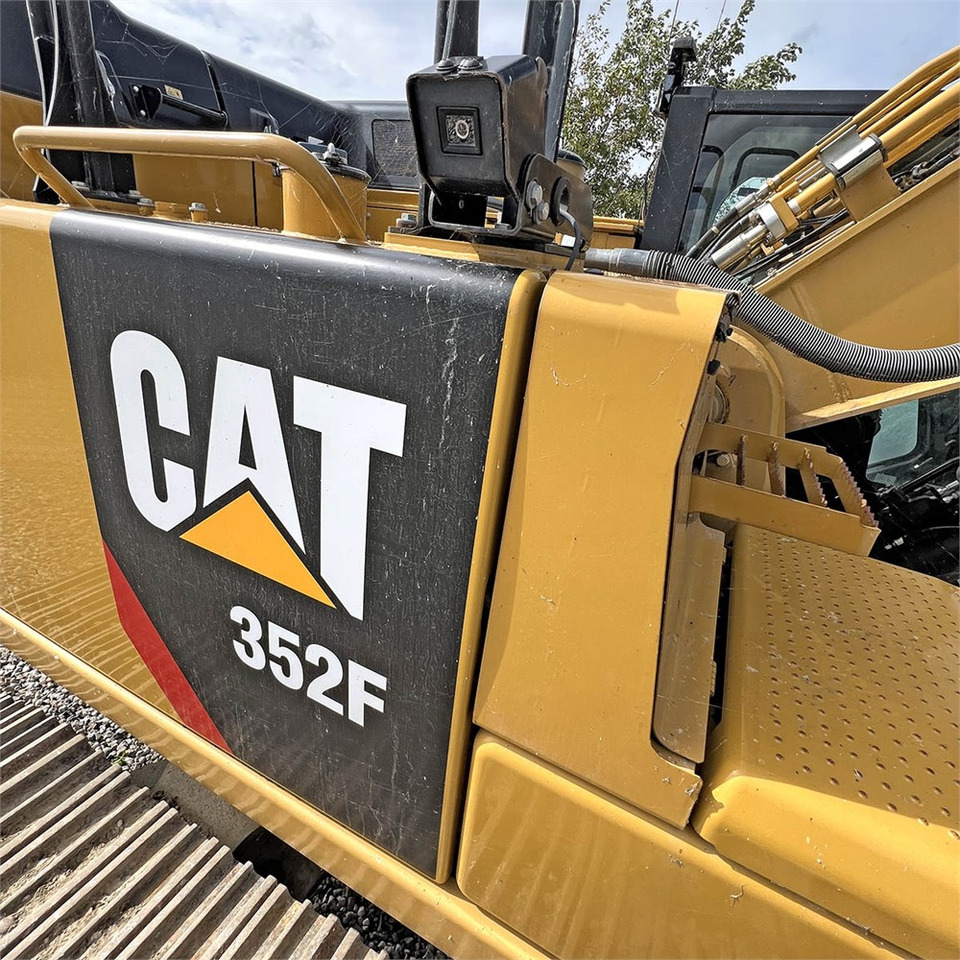 Crawler excavator Caterpillar 352 F LRE: picture 39