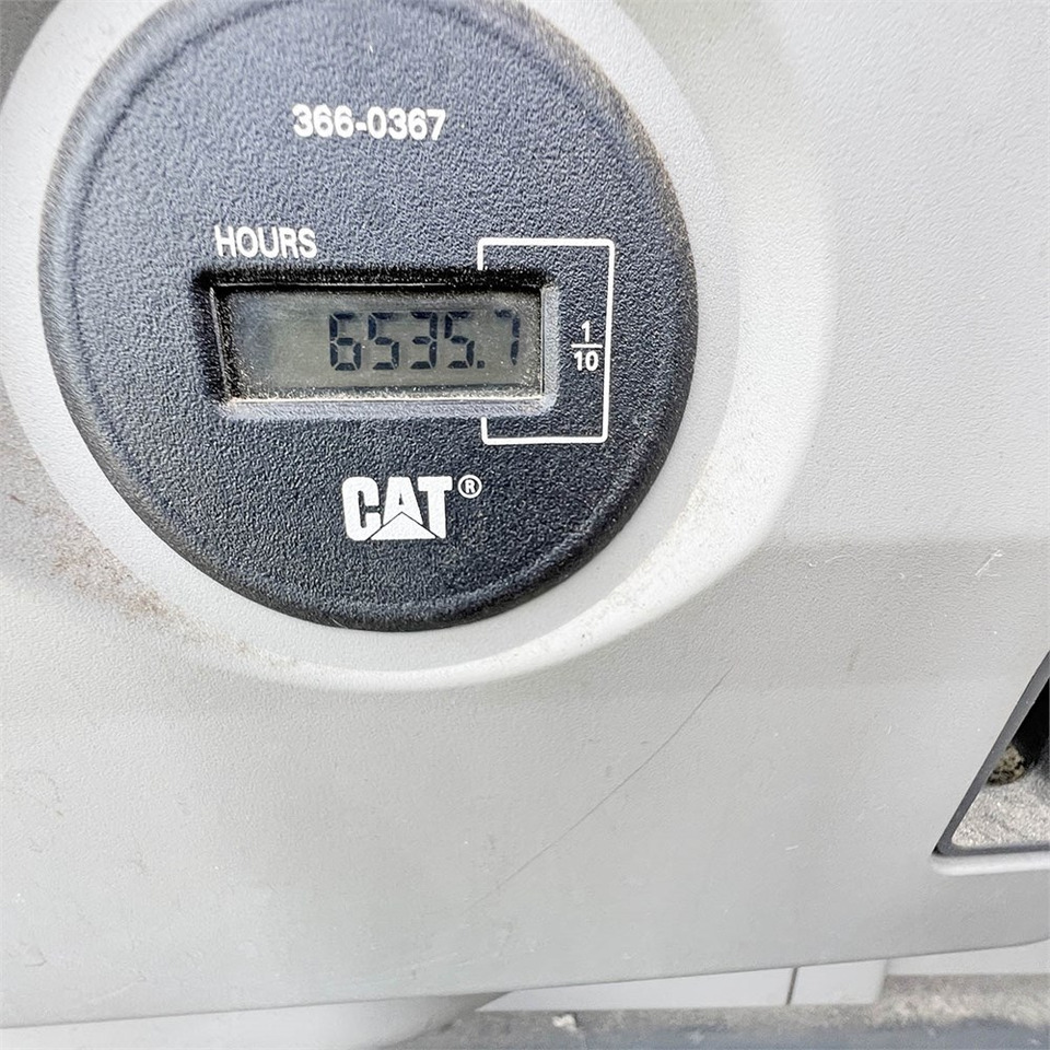 Crawler excavator Caterpillar 352 F LRE: picture 31
