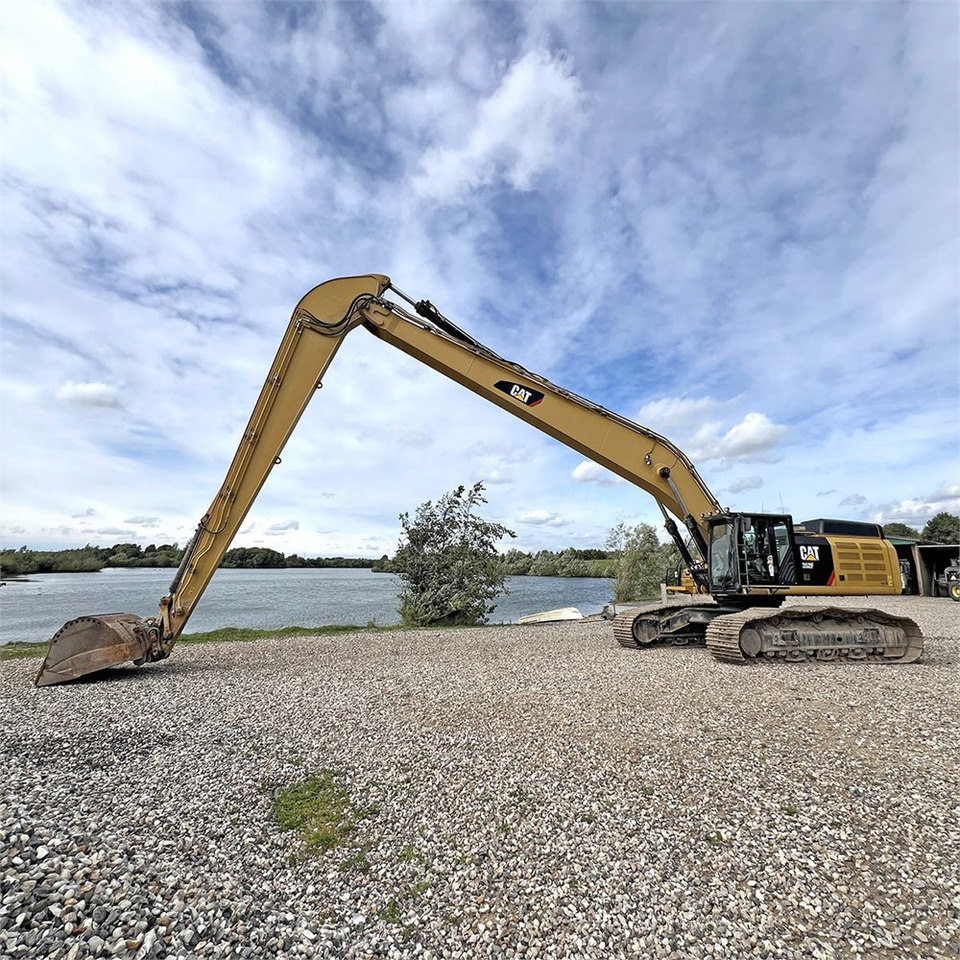 Crawler excavator Caterpillar 352 F LRE: picture 18