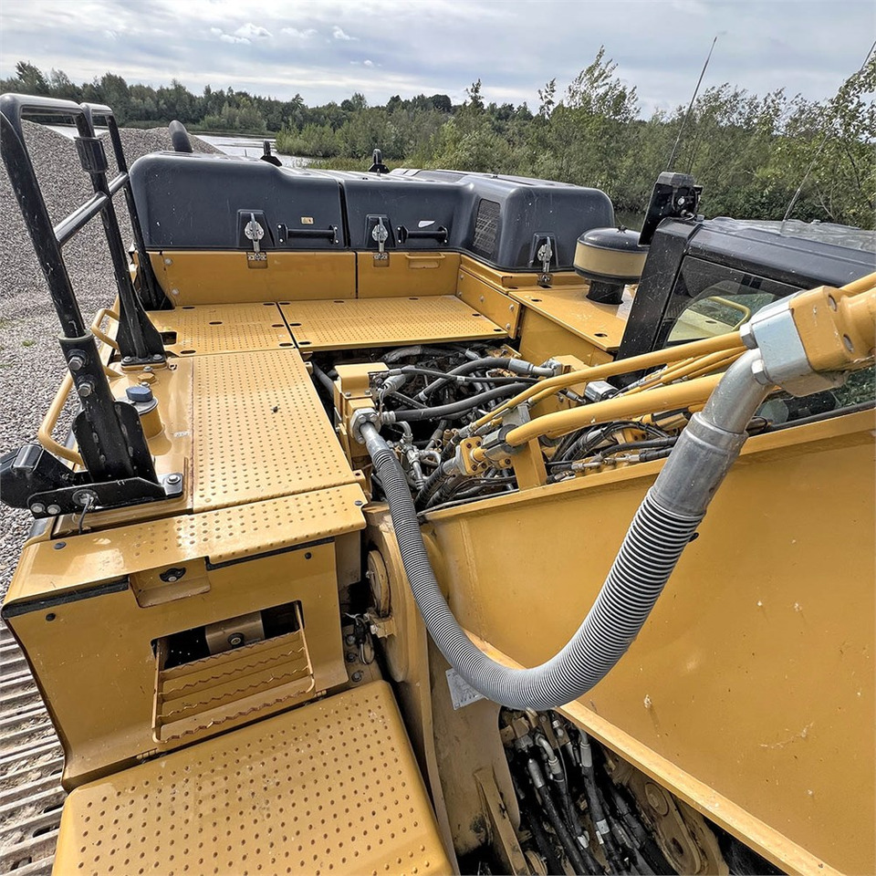 Crawler excavator Caterpillar 352 F LRE: picture 32