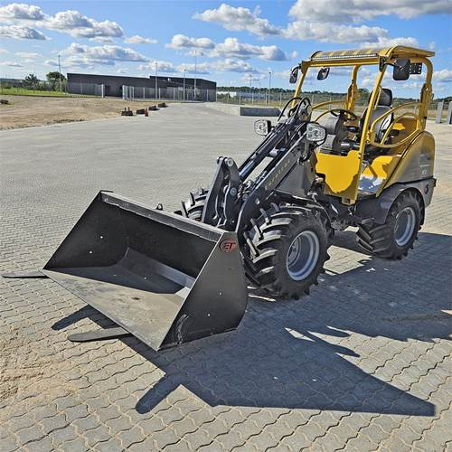 Eurotrack W12 MS-2 - Wheel loader: picture 4 Eurotrack W12 MS-2 - Wheel loader: picture 4