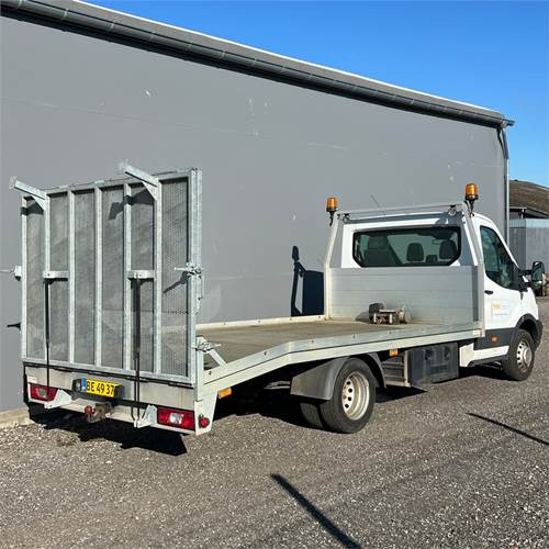 Ford Transit 2.0 Tdci on lease Ford Transit 2.0 Tdci: picture 8 Ford Transit 2.0 Tdci on lease Ford Transit 2.0 Tdci: picture 8