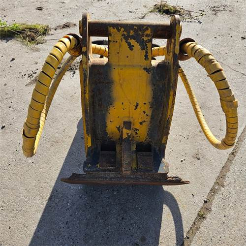 Furukawa F6LN - Hydraulic hammer: picture 4 Furukawa F6LN - Hydraulic hammer: picture 4