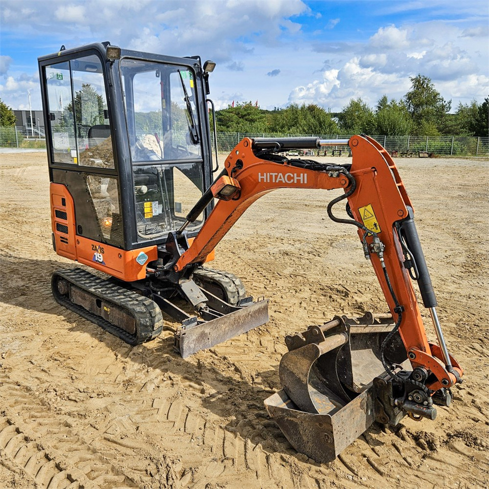 Hitachi ZX19-6 CR on lease Hitachi ZX19-6 CR: picture 6