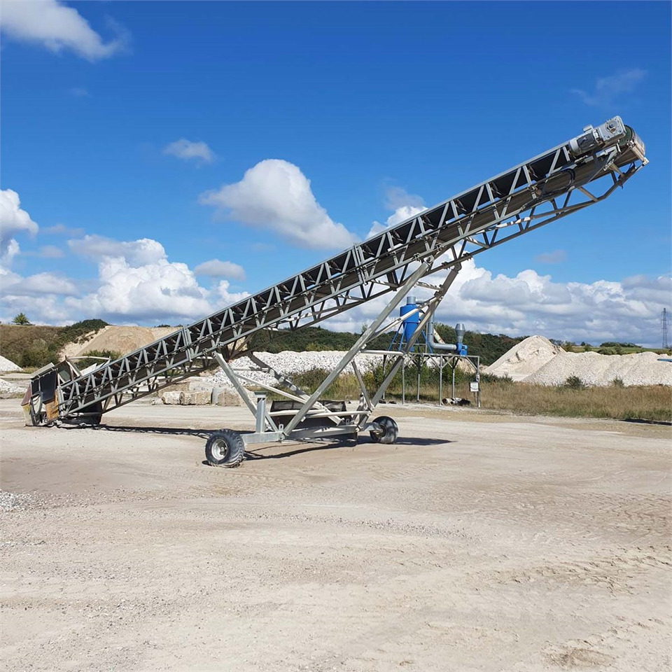 Hvirring Smede- & Maskinfabrik 20 m - Conveyor: picture 1 Hvirring Smede- & Maskinfabrik 20 m - Conveyor: picture 1