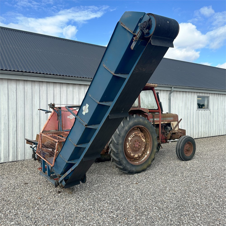 International IH 474 - Farm tractor: picture 4 International IH 474 - Farm tractor: picture 4