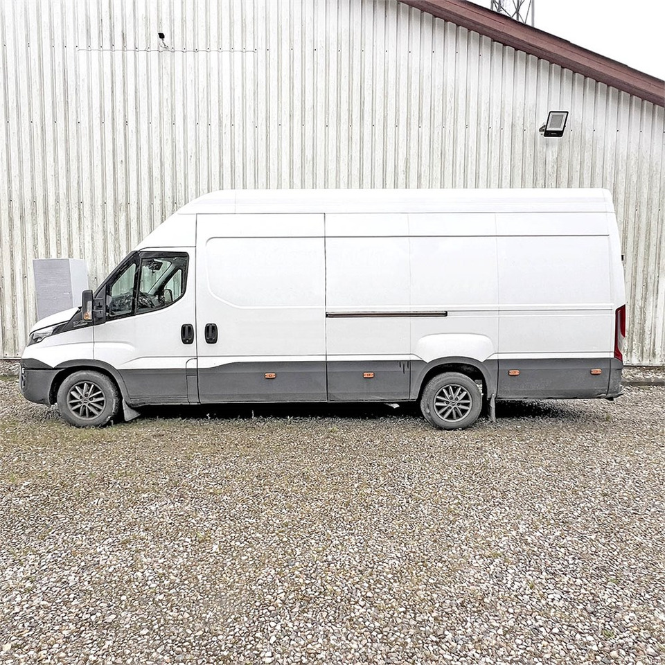 Iveco 35s18 - Panel van: picture 5 Iveco 35s18 - Panel van: picture 5