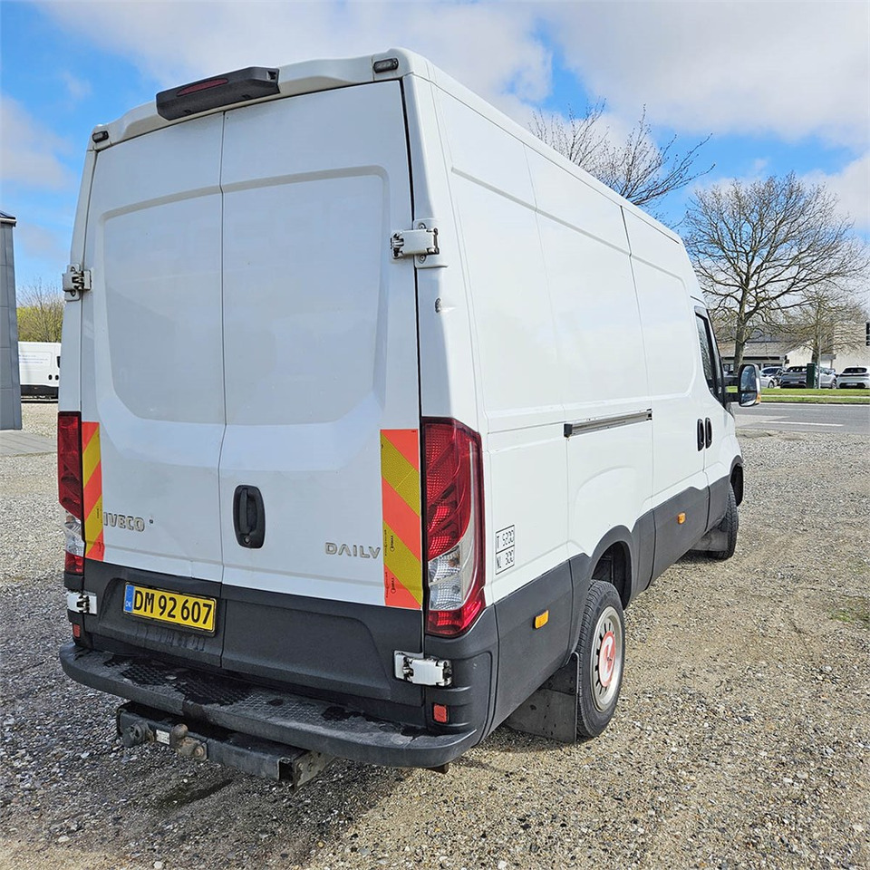 Iveco Daily 50-170 - Panel van: picture 5 Iveco Daily 50-170 - Panel van: picture 5