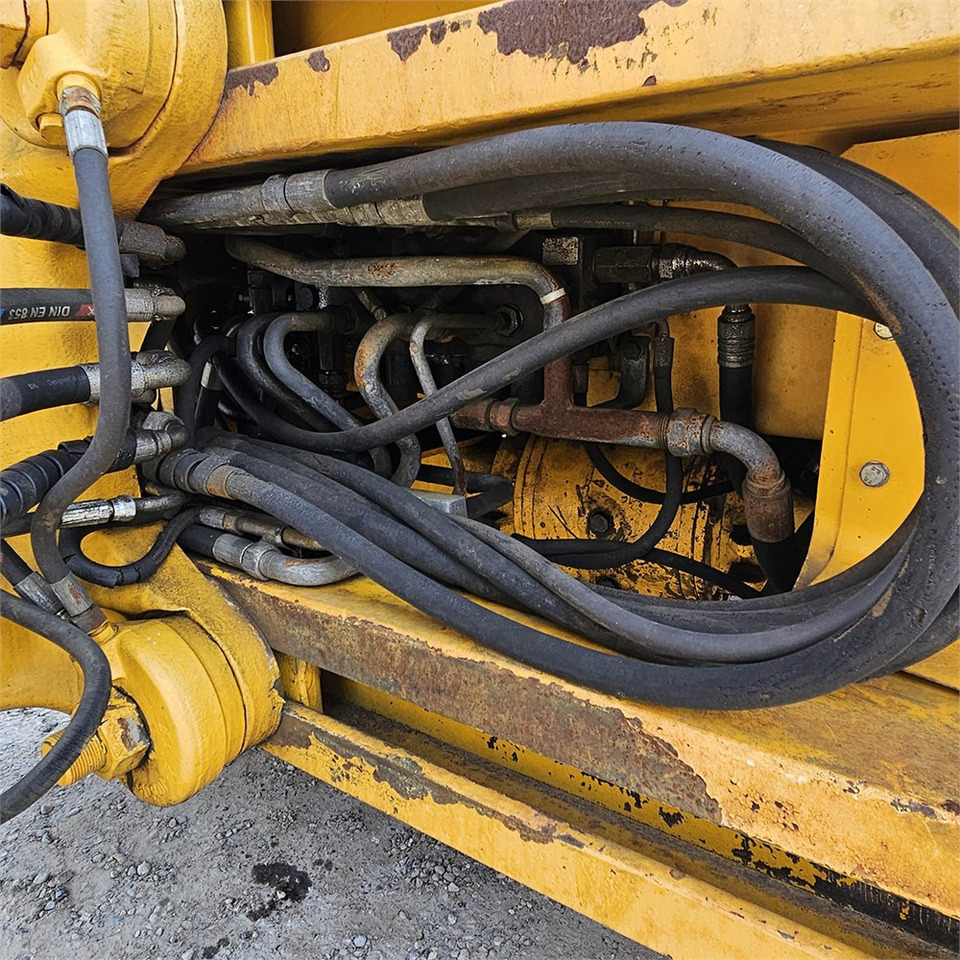Backhoe loader JCB 4CX eco T4i III B: picture 29
