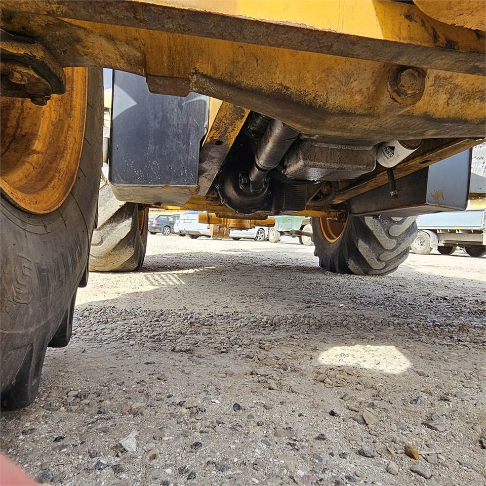 Backhoe loader JCB 4CX eco T4i III B: picture 34