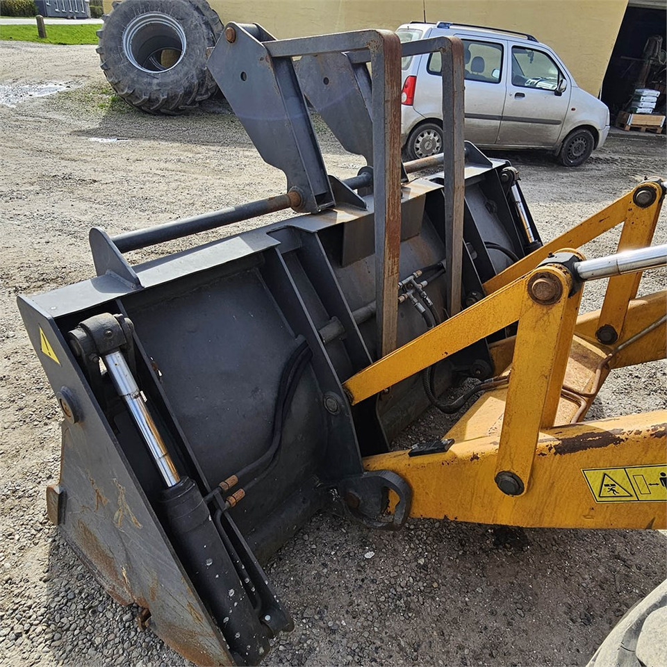 Backhoe loader JCB 4CX eco T4i III B: picture 22