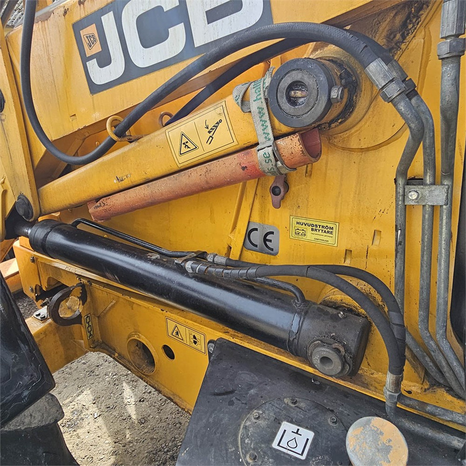 Backhoe loader JCB 4CX eco T4i III B: picture 31