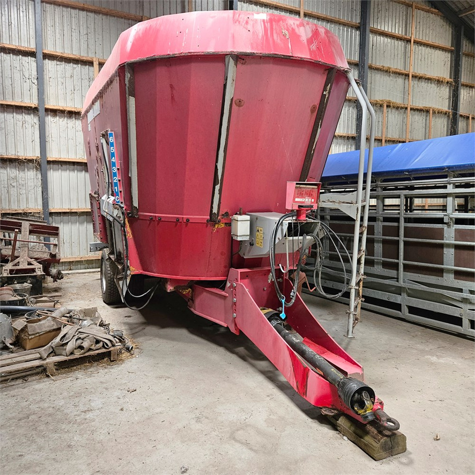 JF VF - Livestock equipment: picture 2 JF VF - Livestock equipment: picture 2