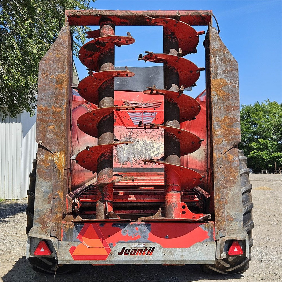 Jeantil EVR 18 - 14 - Fertilizing equipment: picture 2 Jeantil EVR 18 - 14 - Fertilizing equipment: picture 2