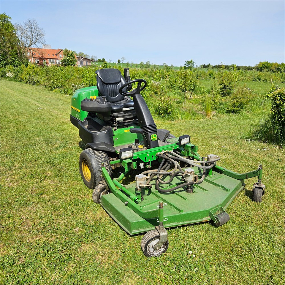 John Deere 2500B PrecisionCut on lease John Deere 2500B PrecisionCut: picture 8