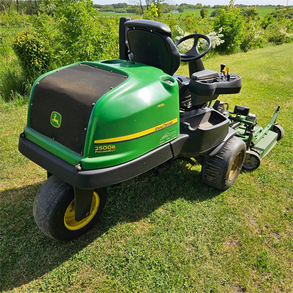 John Deere 2500B PrecisionCut on lease John Deere 2500B PrecisionCut: picture 6