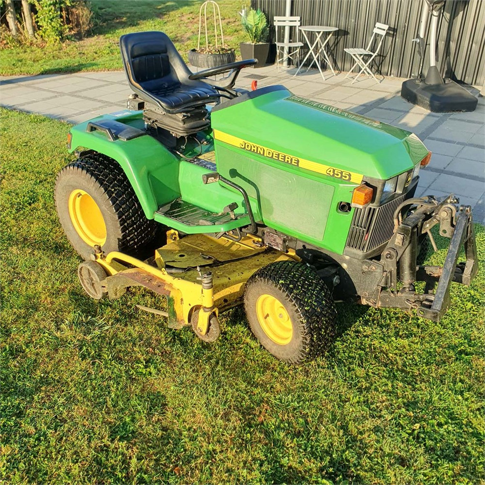 John Deere 455 - Garden mower: picture 1 John Deere 455 - Garden mower: picture 1