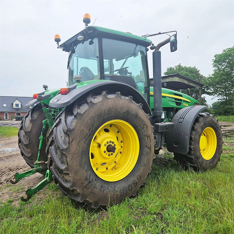 John Deere 7930 - Farm tractor: picture 5 John Deere 7930 - Farm tractor: picture 5