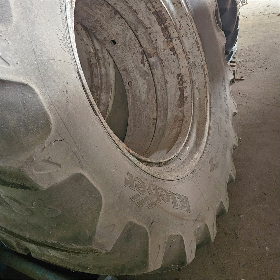 Farm tractor Kleber 520/70 R38: picture 9