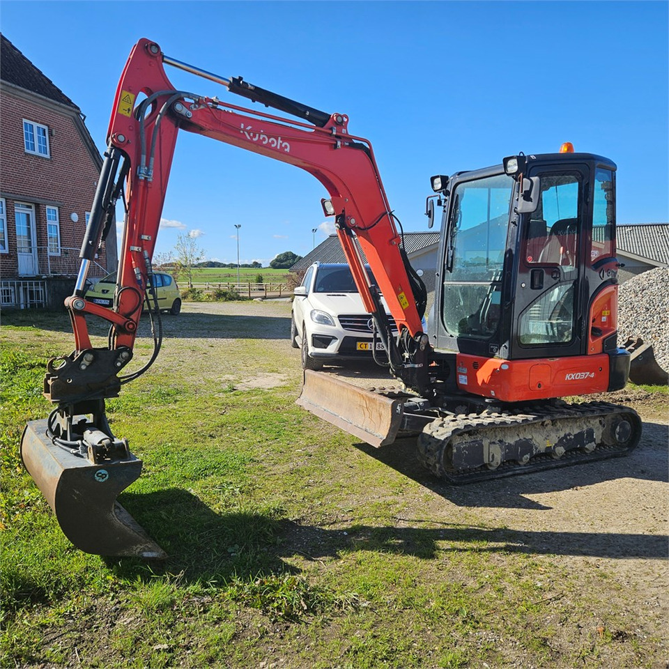 Kubota KX037-4 - Mini excavator: picture 3 Kubota KX037-4 - Mini excavator: picture 3
