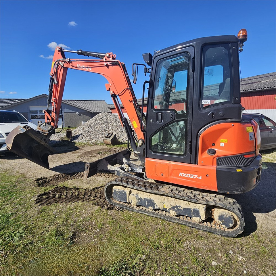 Kubota KX037-4 - Mini excavator: picture 2 Kubota KX037-4 - Mini excavator: picture 2