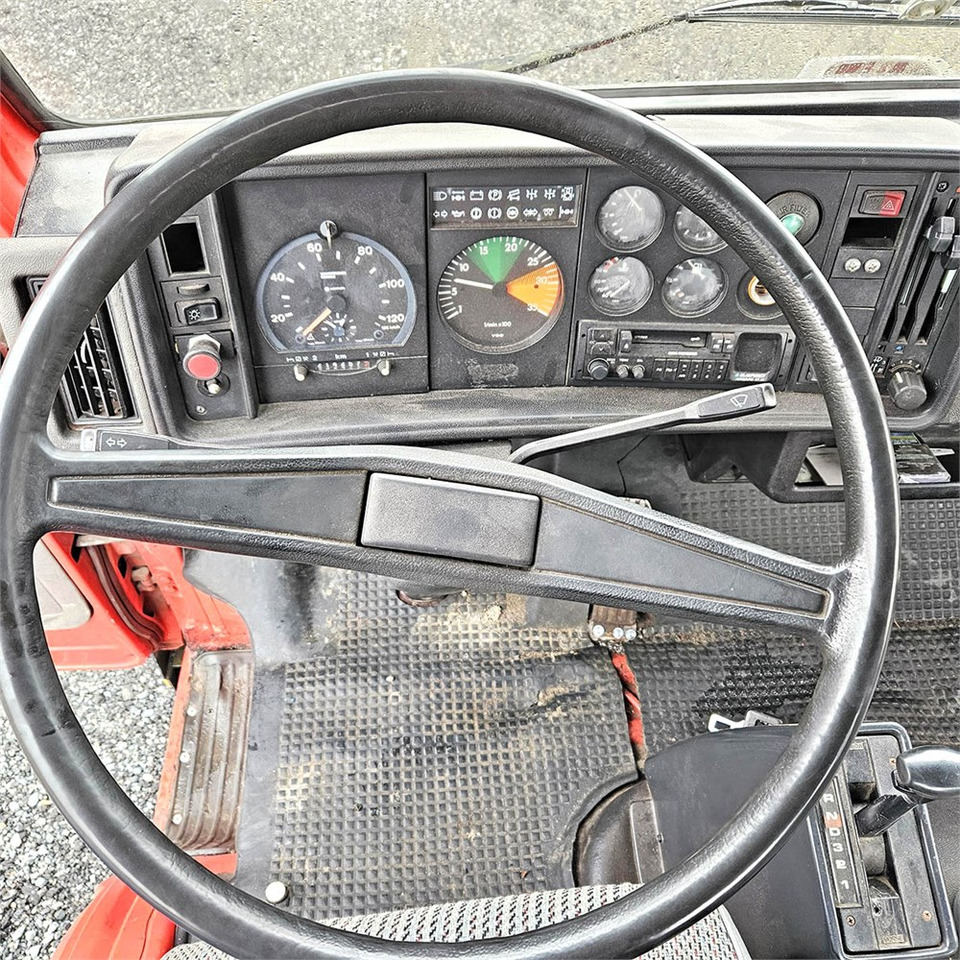 Dropside/ Flatbed truck MAN 10 150: picture 12