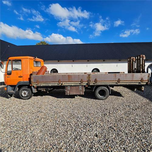 MAN 8 163 lc - Dropside/ Flatbed truck: picture 5 MAN 8 163 lc - Dropside/ Flatbed truck: picture 5