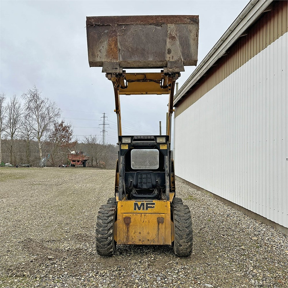 Massey Ferguson MF506 - Skid steer loader: picture 4 Massey Ferguson MF506 - Skid steer loader: picture 4