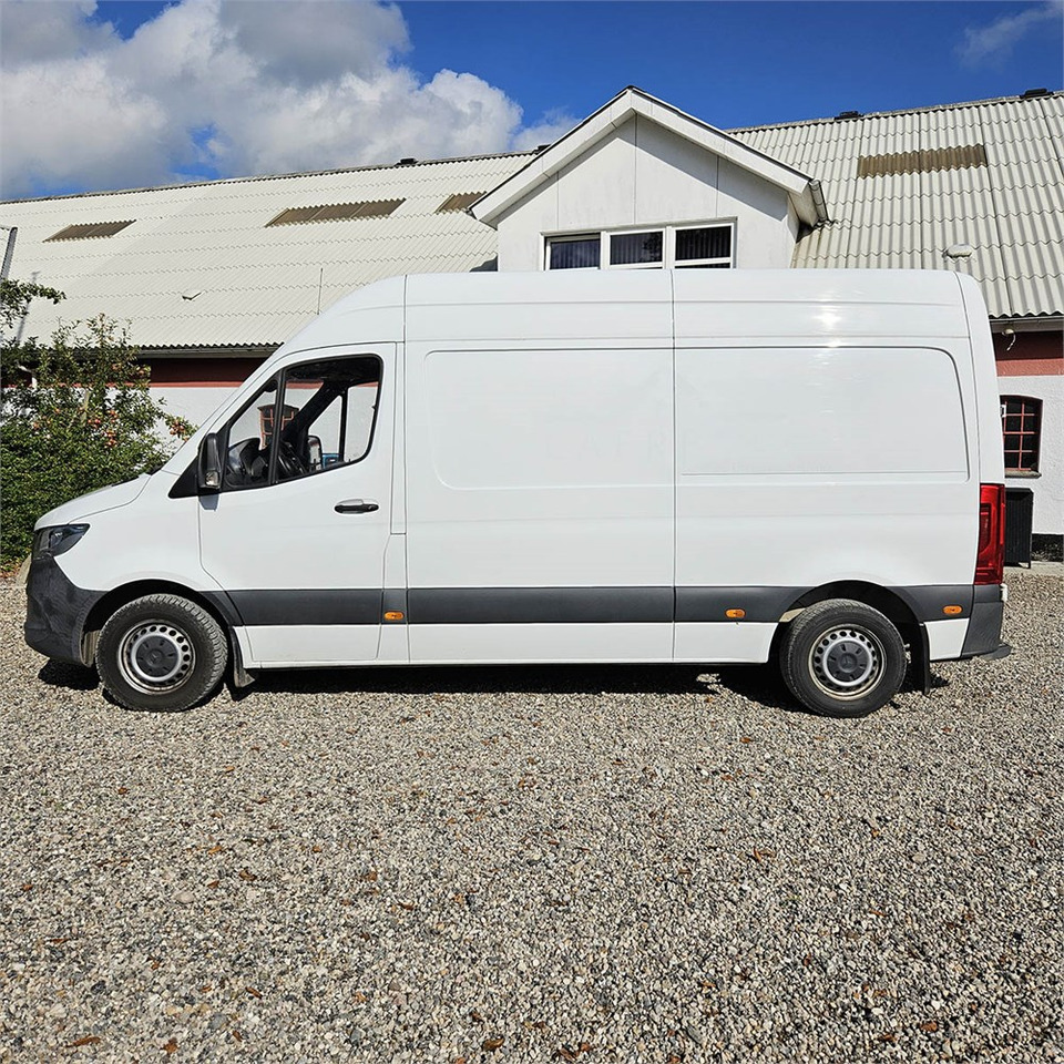 Mercedes 214 Cdi Ksv A2 - Small van: picture 2 Mercedes 214 Cdi Ksv A2 - Small van: picture 2