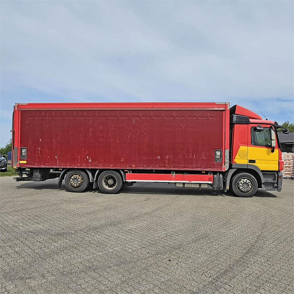 Box truck Mercedes Actros 2541: picture 6