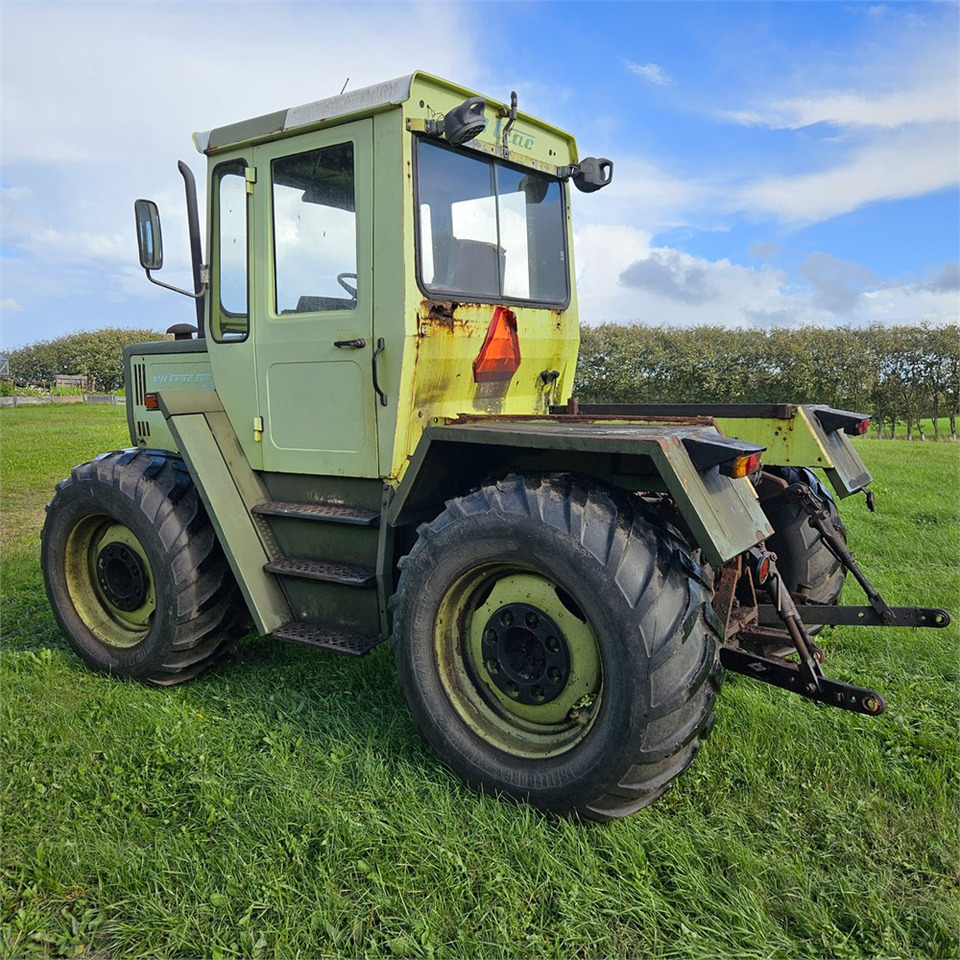 Mercedes Trac 900 Turbo - Farm tractor: picture 5 Mercedes Trac 900 Turbo - Farm tractor: picture 5