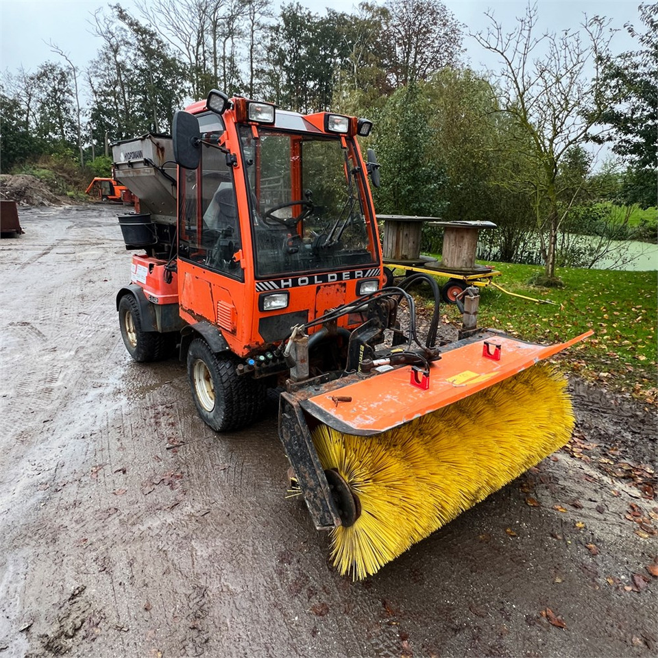 Municipal/ Special vehicle Holder C2.42 D: picture 13