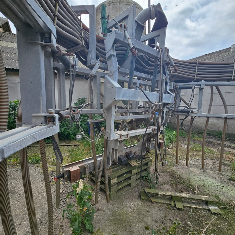 Samson SB24 - Fertilizing equipment: picture 5 Samson SB24 - Fertilizing equipment: picture 5