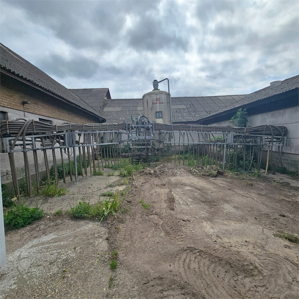 Samson SB24 - Fertilizing equipment: picture 2 Samson SB24 - Fertilizing equipment: picture 2