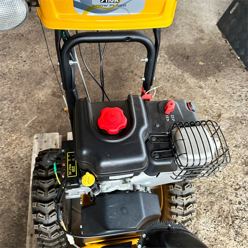 Snow blower Stiga Snow Flake 18-2829-32: picture 14