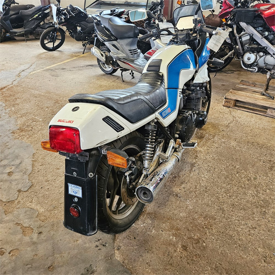 Suzuki GSX 1100 ES - Motorcycle: picture 5 Suzuki GSX 1100 ES - Motorcycle: picture 5