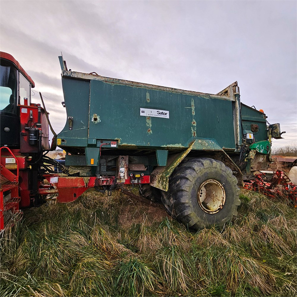 Terragator 2104 - Fertilizing equipment: picture 4 Terragator 2104 - Fertilizing equipment: picture 4