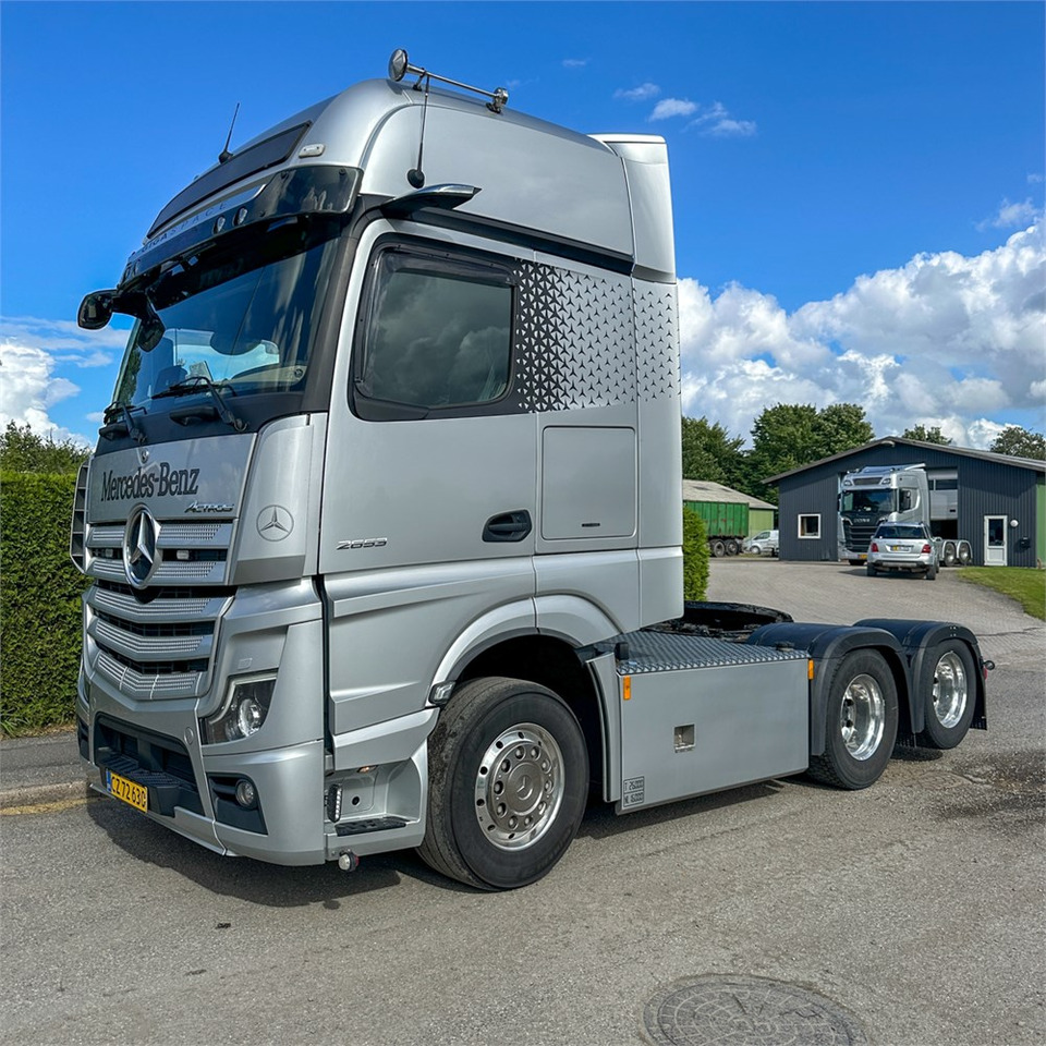 Mercedes 2653 LSDNA 6X2 Gigaspace - Tractor unit: picture 1 Mercedes 2653 LSDNA 6X2 Gigaspace - Tractor unit: picture 1