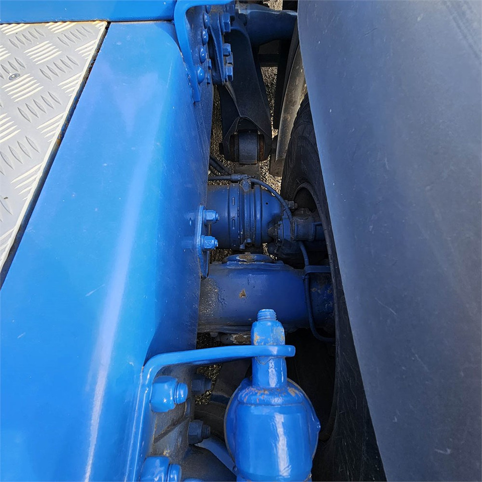 Tractor unit Scania R 560 LA6X2 4MNB: picture 40
