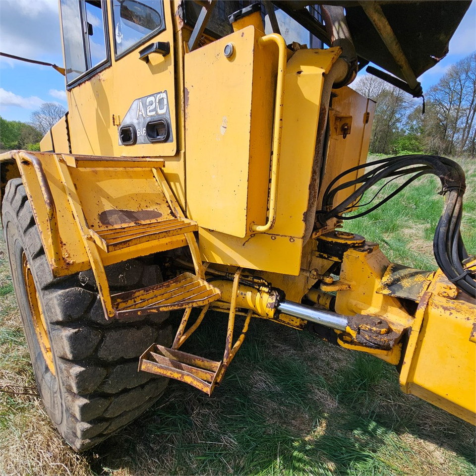 Articulated dumper Volvo A20: picture 28