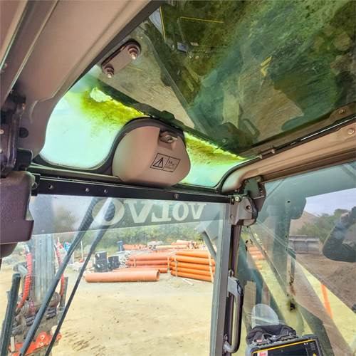 Crawler excavator Volvo EC250 EL: picture 21