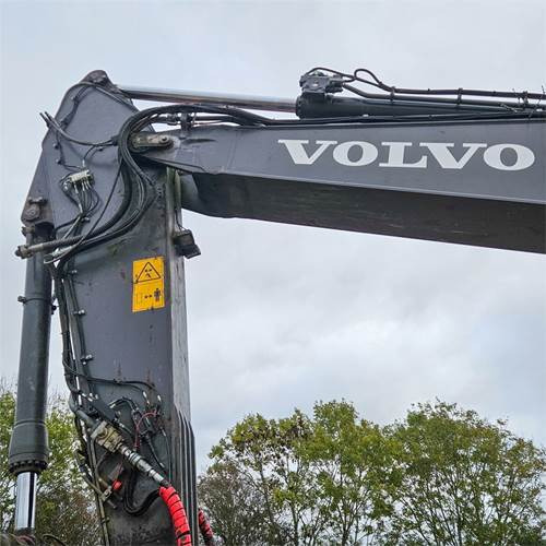 Crawler excavator Volvo EC250 EL: picture 30