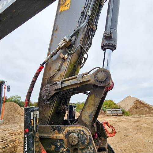 Crawler excavator Volvo EC250 EL: picture 35