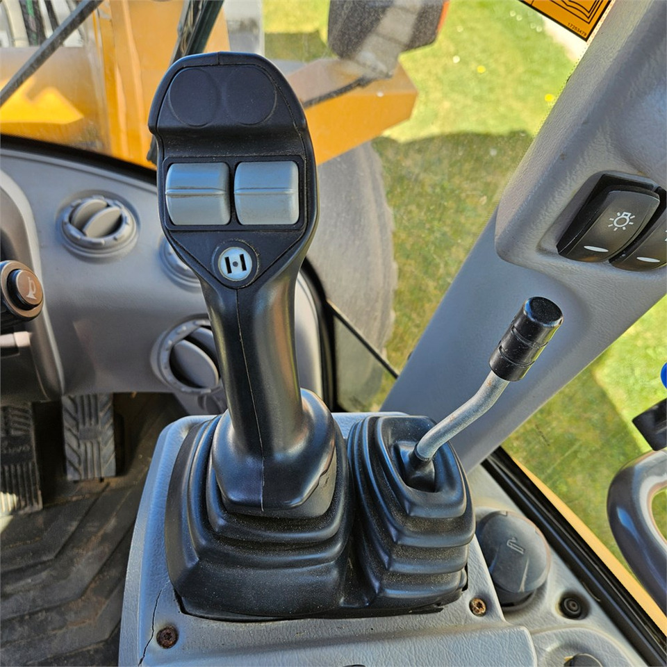 Wheel loader Volvo L45 G: picture 11