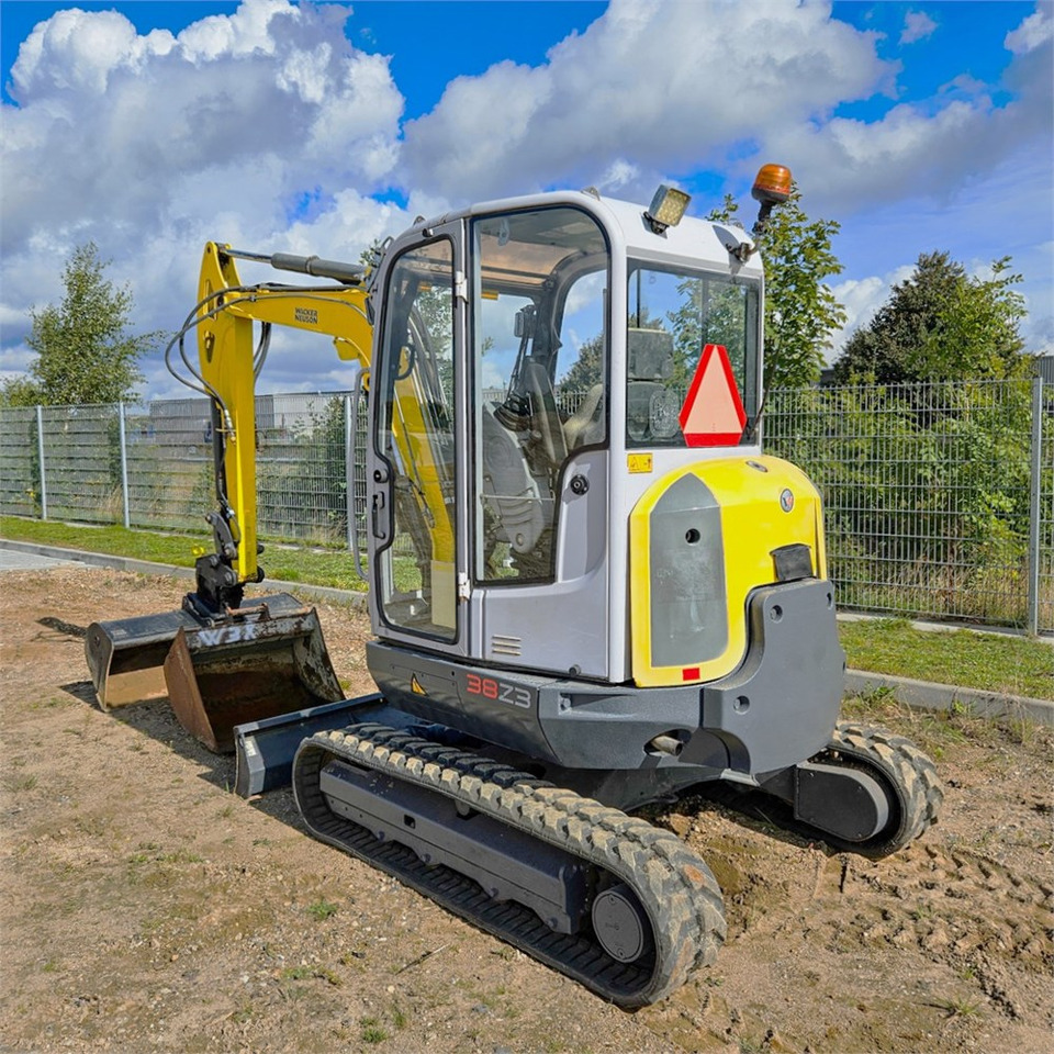 Wacker Neuson 38 Z3 - Mini excavator: picture 1 Wacker Neuson 38 Z3 - Mini excavator: picture 1
