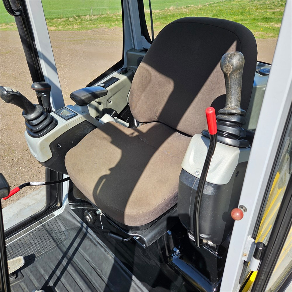 Mini excavator Wacker Neuson ET18: picture 10