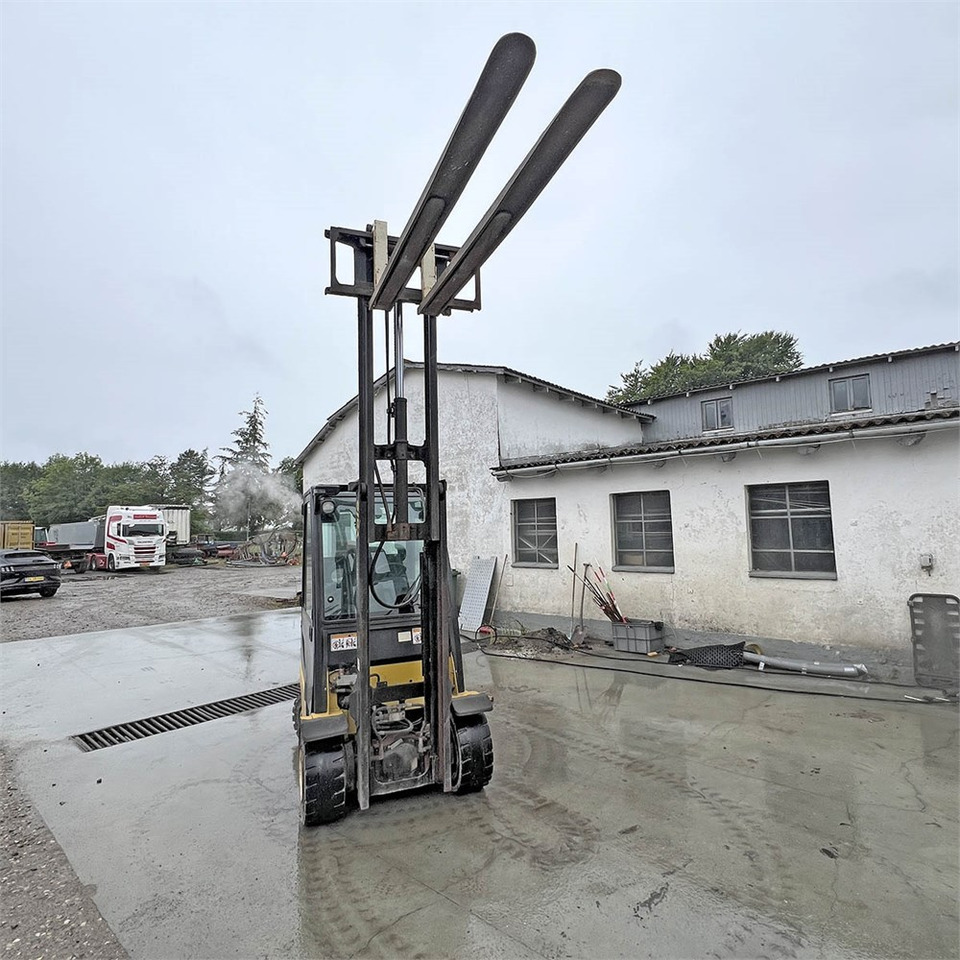 Yale GLP 18VX - Forklift: picture 3 Yale GLP 18VX - Forklift: picture 3