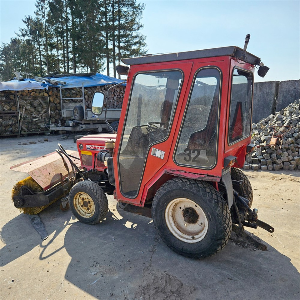Yanmar YM186 D - Farm tractor: picture 5 Yanmar YM186 D - Farm tractor: picture 5