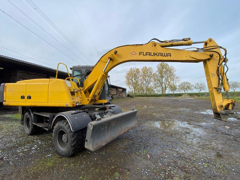 Wheel excavator Furukawa W 735: picture 7 Wheel excavator Furukawa W 735: picture 7