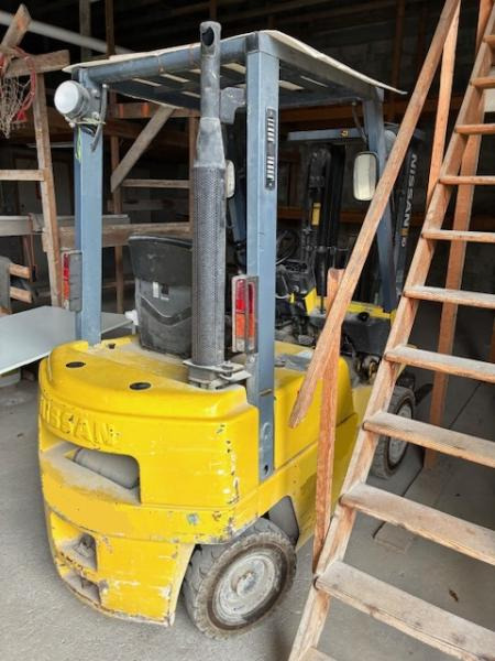 Nissan 1T5 - Diesel forklift: picture 3 Nissan 1T5 - Diesel forklift: picture 3
